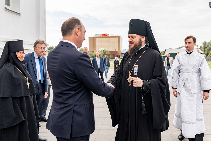Великое освящение храма Всех святых, в земле Русской просиявших города Ступино